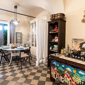 Il Feudo - Residenza Storica Del 1700 Affittacamere